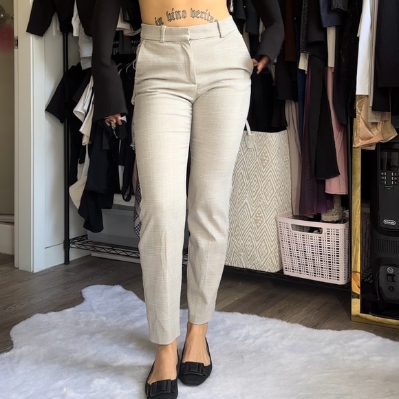 Beige plaid H&M pants - Picture 2 of 3